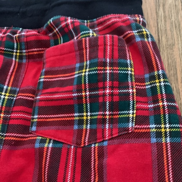 Red Plaid Knit Jogger Pant - Picture 8 of 9